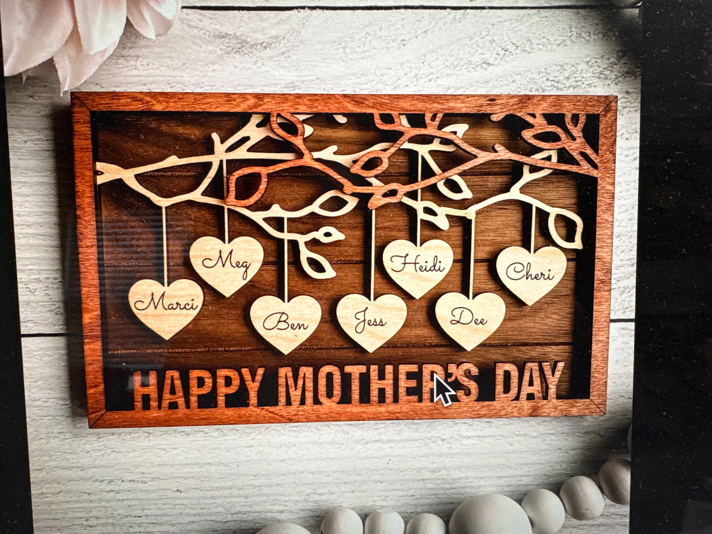 Hanging Hearts Family Frame